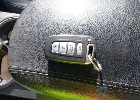 2009 Kia Borrego Ltd из США, поврежденный, VIN KNDJH742695036809